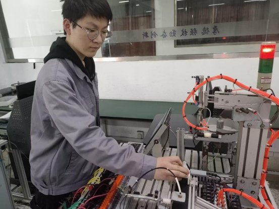 天博网站成为切尔西全球官方合作伙伴副