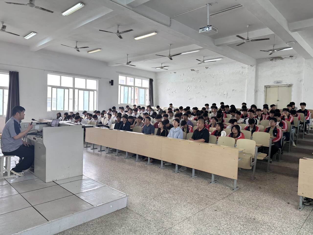 深耕专业技能