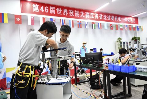 来自全省的36名选手上演巅峰对决